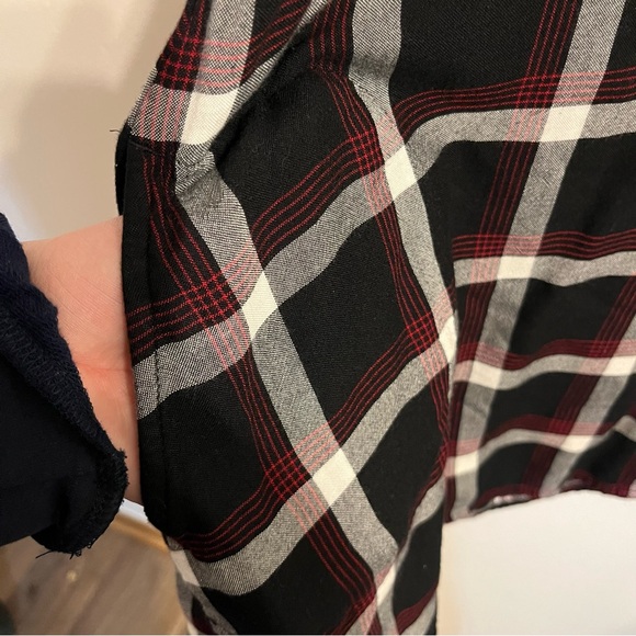 ✨3 for $19✨J. Jill Plaid Long Sleeves w Pockets - Picture 7 of 9